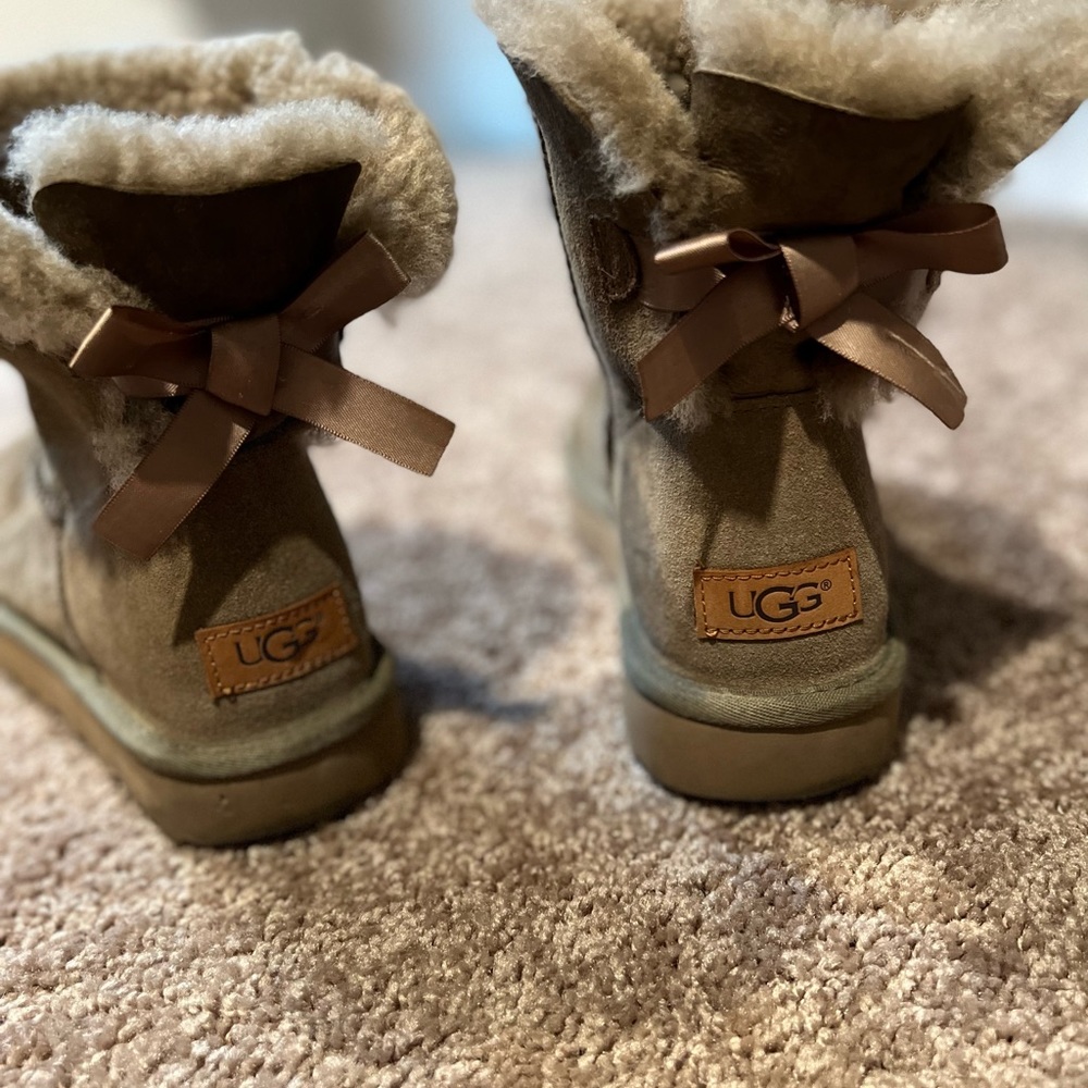 Ugg size 9